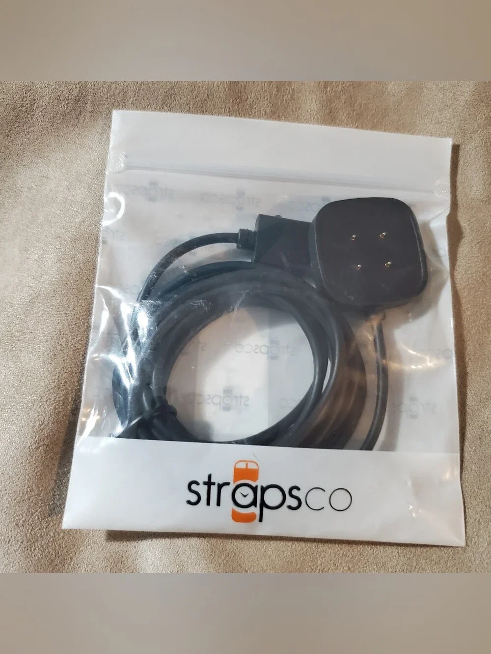 Fitbit Versa 4 with Accessories